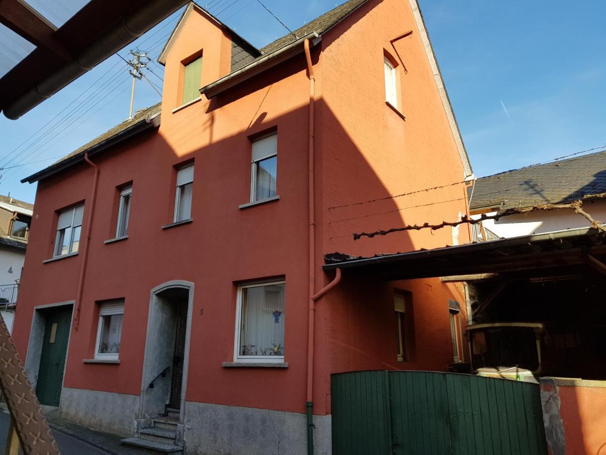 Weingut Helmut Barzen Daire Zell an der Mosel Dış mekan fotoğraf